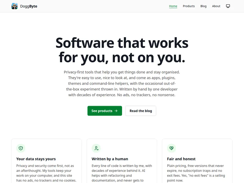 The DoggByte home page, with the headline “Software that works for you, not on you.”, a short introduction, buttons to see products and read the blog, and a theme switch in the header.